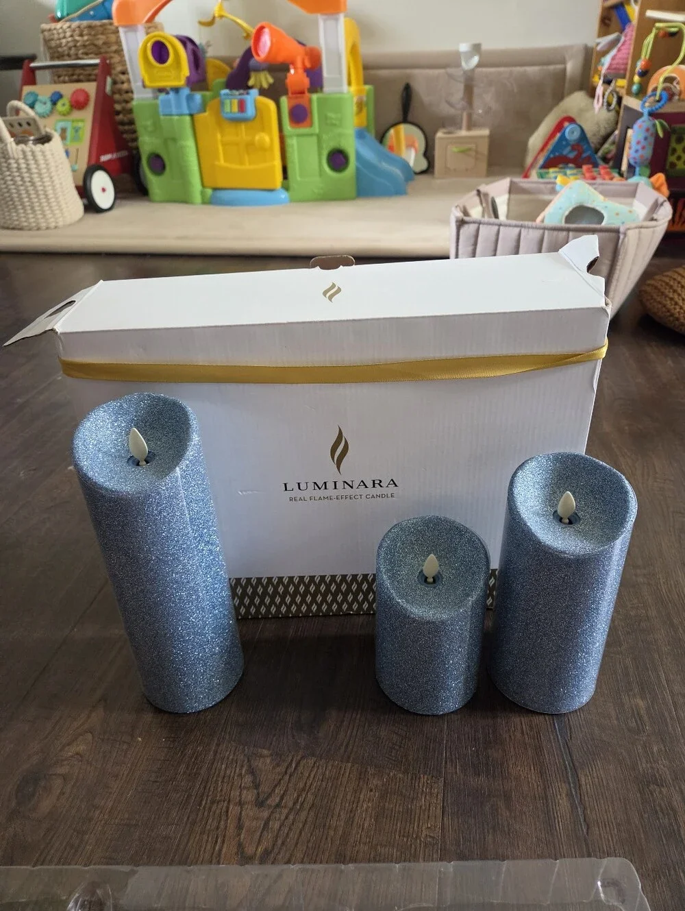 New In Box Luminara Blue Glitter Flameless Pillar Candles (3-Piece Set)